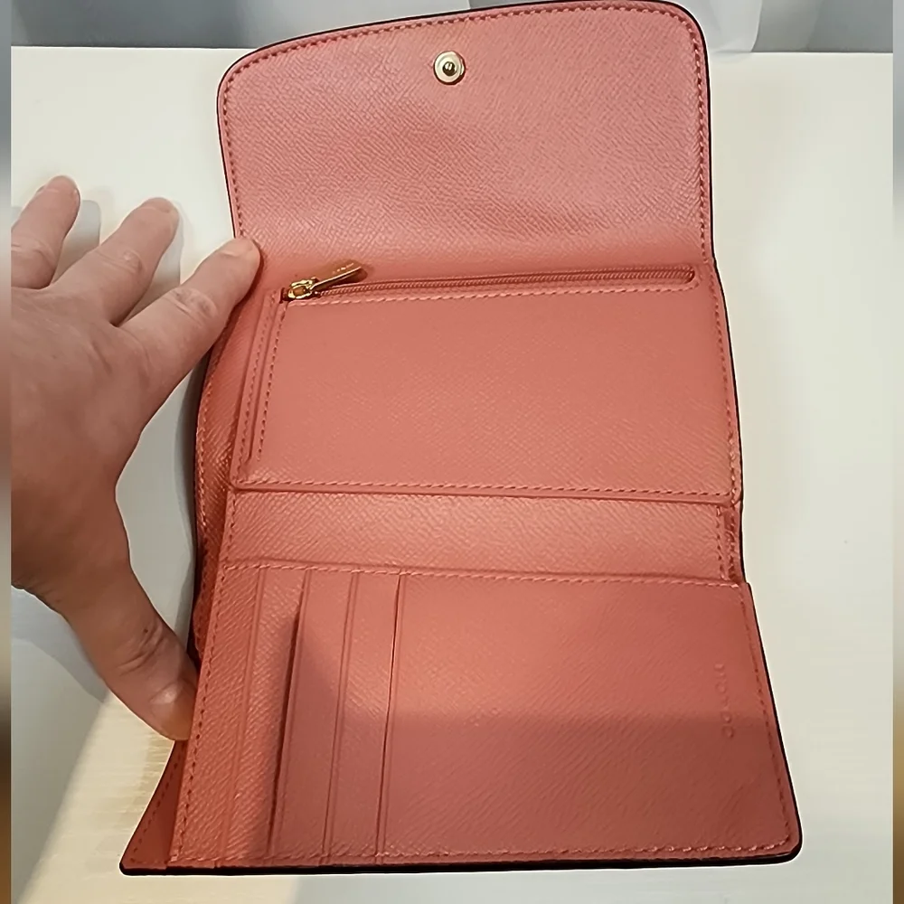 Coach Medium Envelope Wallet